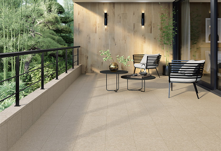 CERLER IVORY 33,3x33,3 · 13,1''x13,1'' · PASAMANOS CERLER IVORY 18x33,3/4 · 7''x13,1''/1,5''<br>ALQUEZAR ARENA 20x120 · 8''x48''