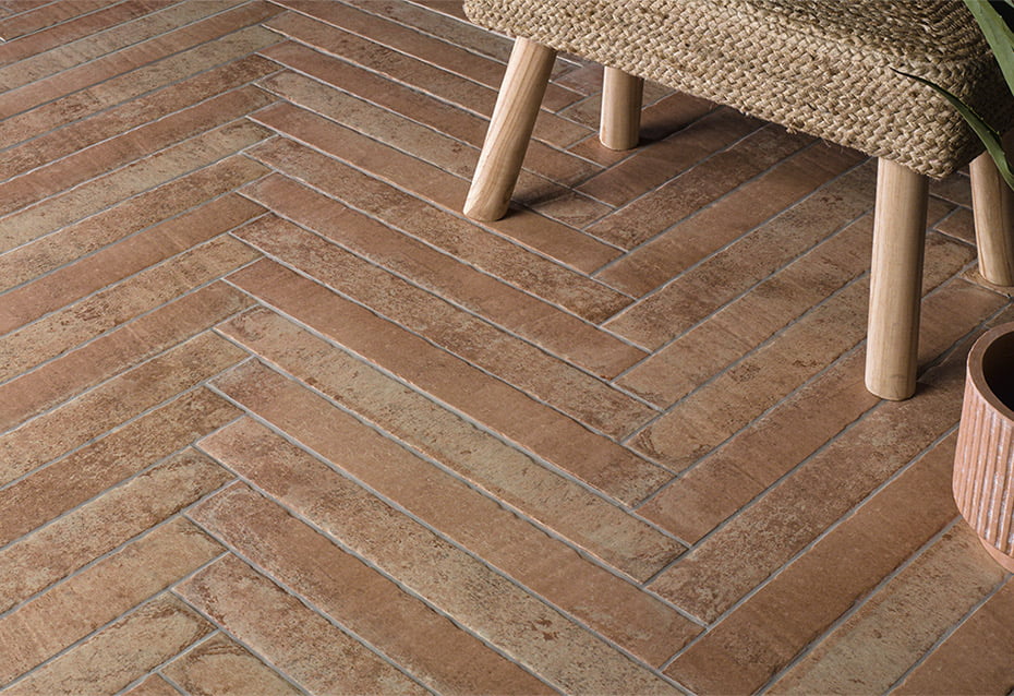 COTTO BRICK CLAY 7x60 · 3''x24''