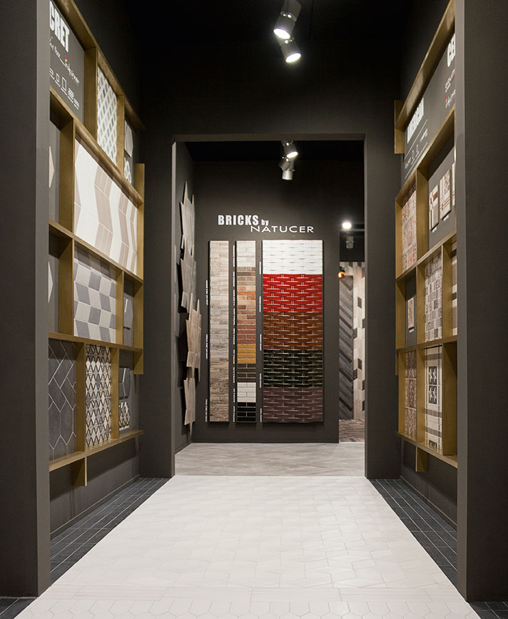 Imagenes Stand Cersaie 2016