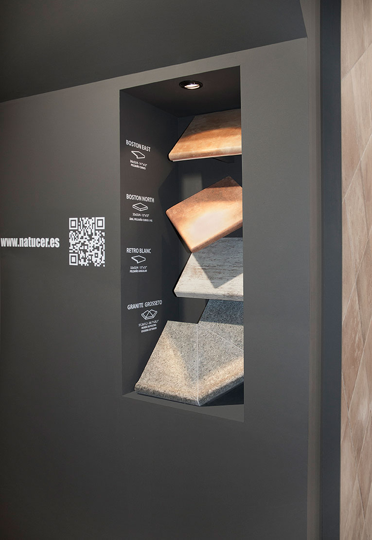 Imagenes Stand Cersaie 2016