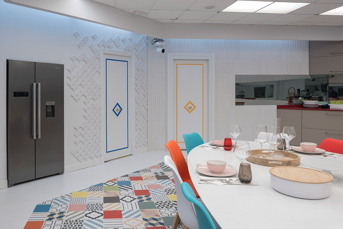 Imagenes Natucer coats the house of Big Brother Revolution
