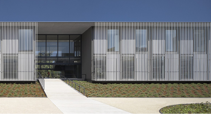 CONTINUAR LEYENDO SOBRE Vila Real Public Library