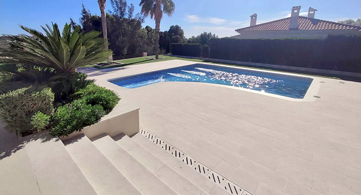 CONTINUAR LEYENDO SOBRE Piscina Tucson White