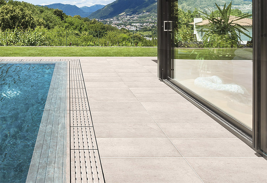 TUCSON ANTISLIP WHITE 30x60  · GRATTING TUCSON WHITE ANTISLIP 25x50/2,2 · ÁNGULO GRATTING TUCSON WHITE ANTISLIP INT. 25x50x35/2,2 · DESBORDANTE TUCSON WHITE ANTISLIP 30,5x50/2,4 · ESQ. INT. DESBORDANTE TUCSON WHITE ANTISLIP 30,5x50x40/2,4