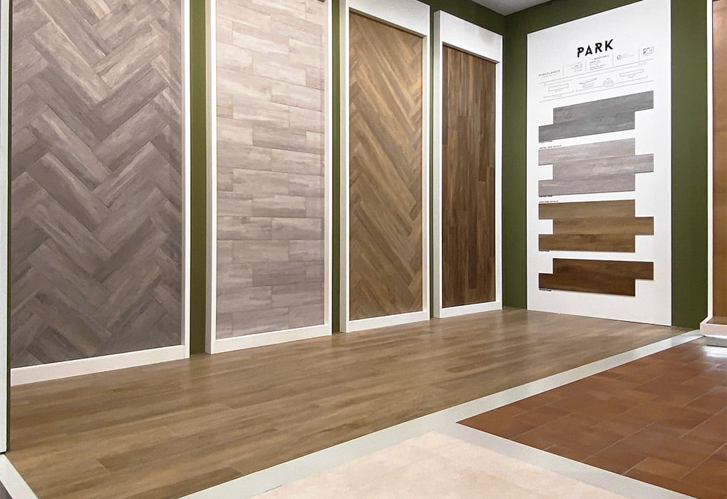 Zona maderas en el stand de Cevisama 2020